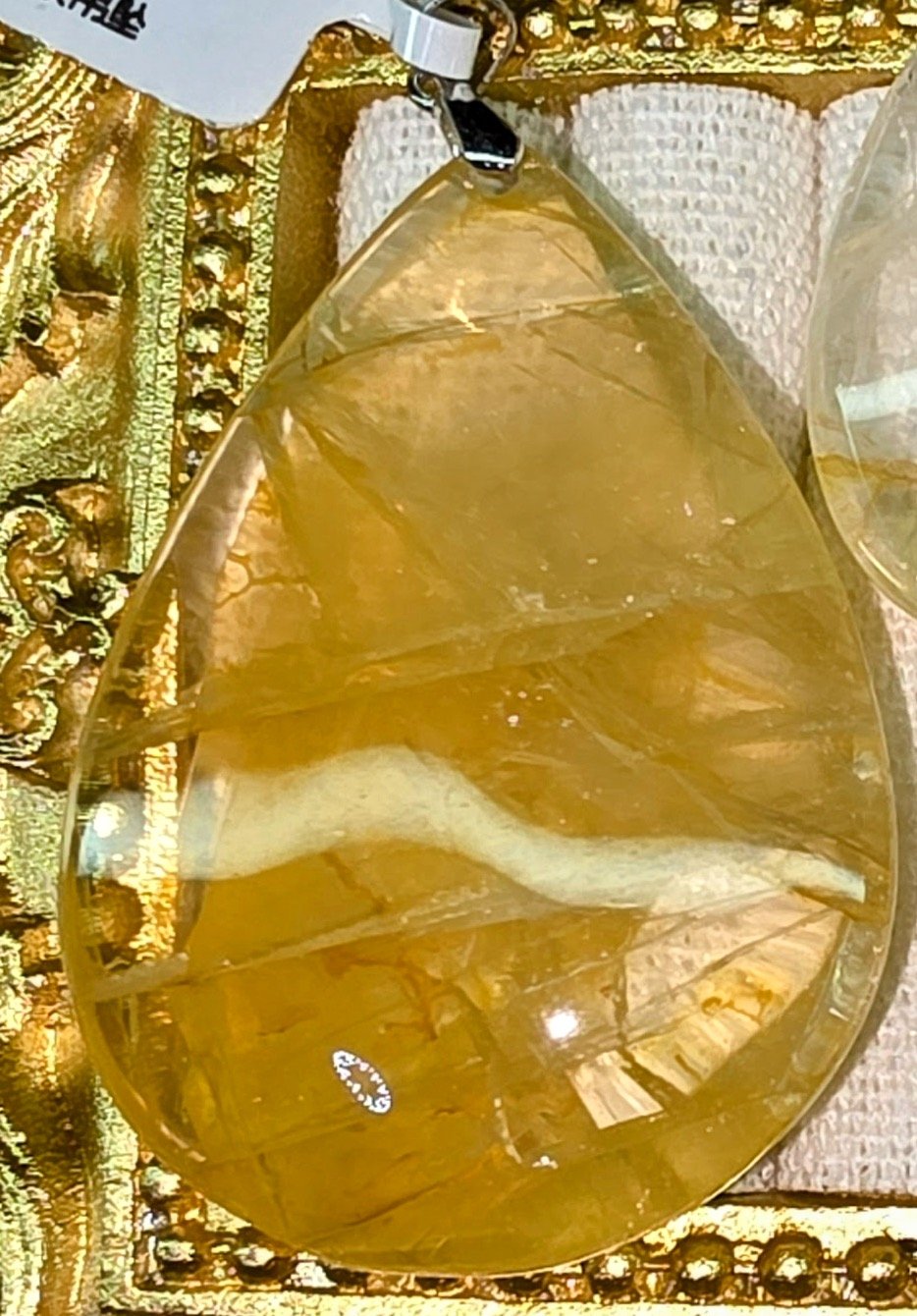 2A911F2B-945B-4860-AA95-4CABBA87230D